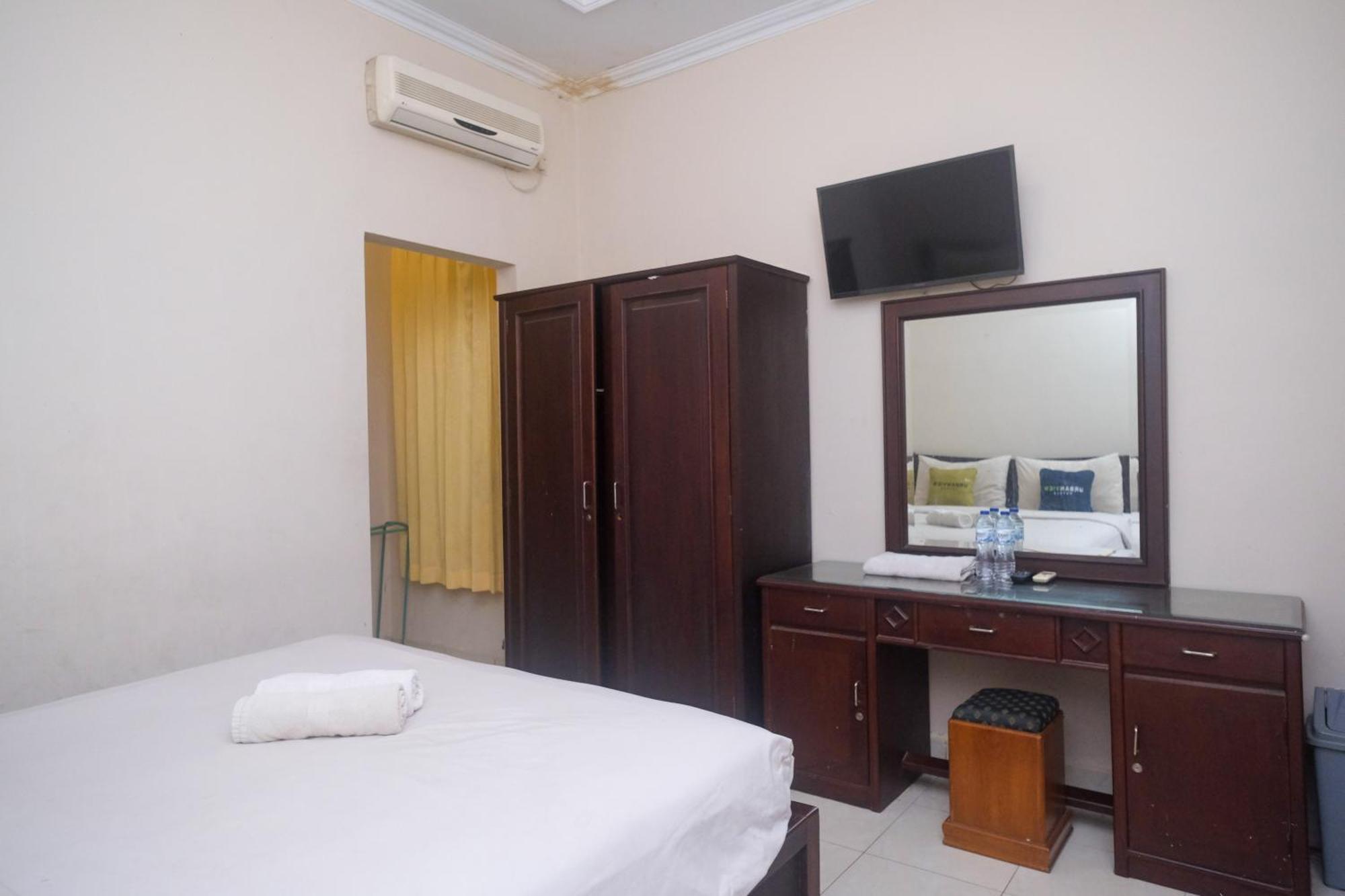 Urbanview Hotel Pondok Anggun Yogyakarta By Reddoorz Maguwo Экстерьер фото