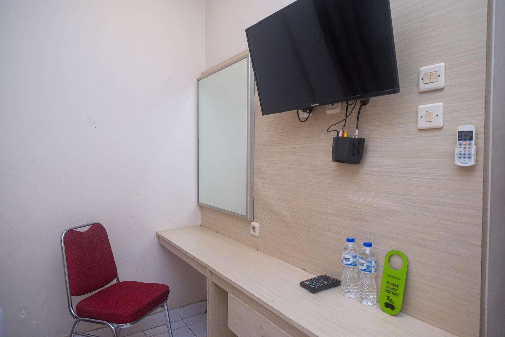 Urbanview Hotel Pondok Anggun Yogyakarta By Reddoorz Maguwo Экстерьер фото